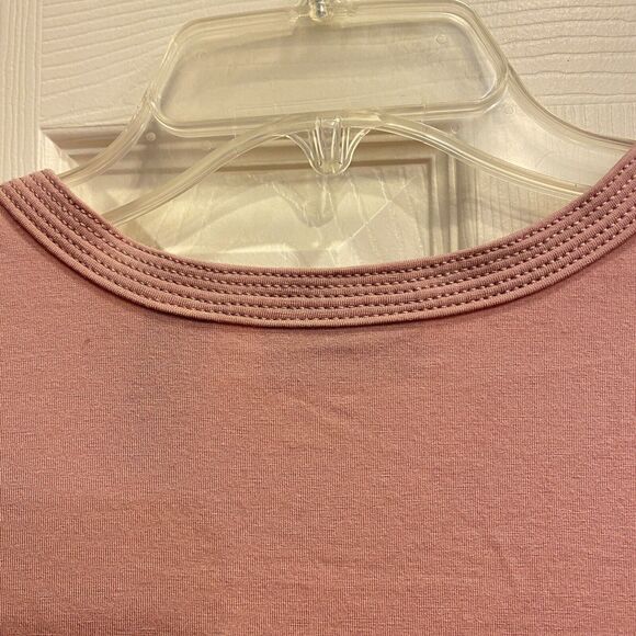 Bundle Of 2 L Seamless Cap Sleeve Cami Crop Tops NWT Rose And Tan Rayon/Spandex - Picture 7 of 15